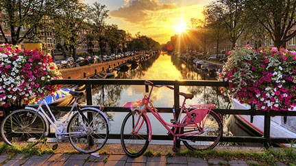 amsterdam bike to blend in